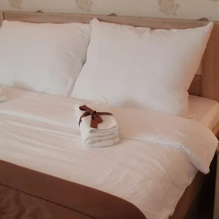 Snow Queen Apartment