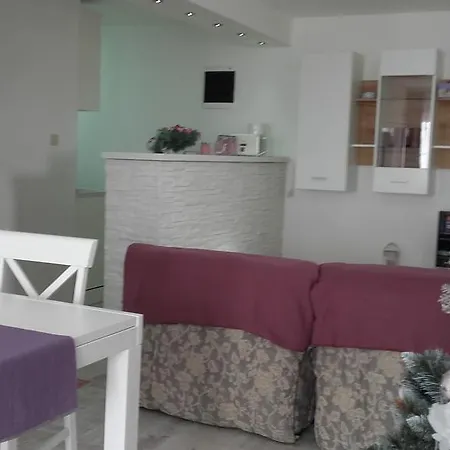 Snow Queen Appartement *